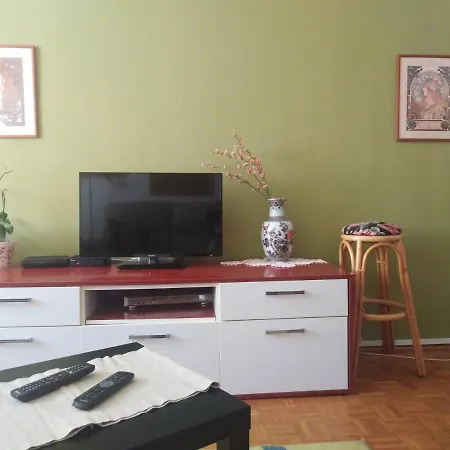 Stan Zára